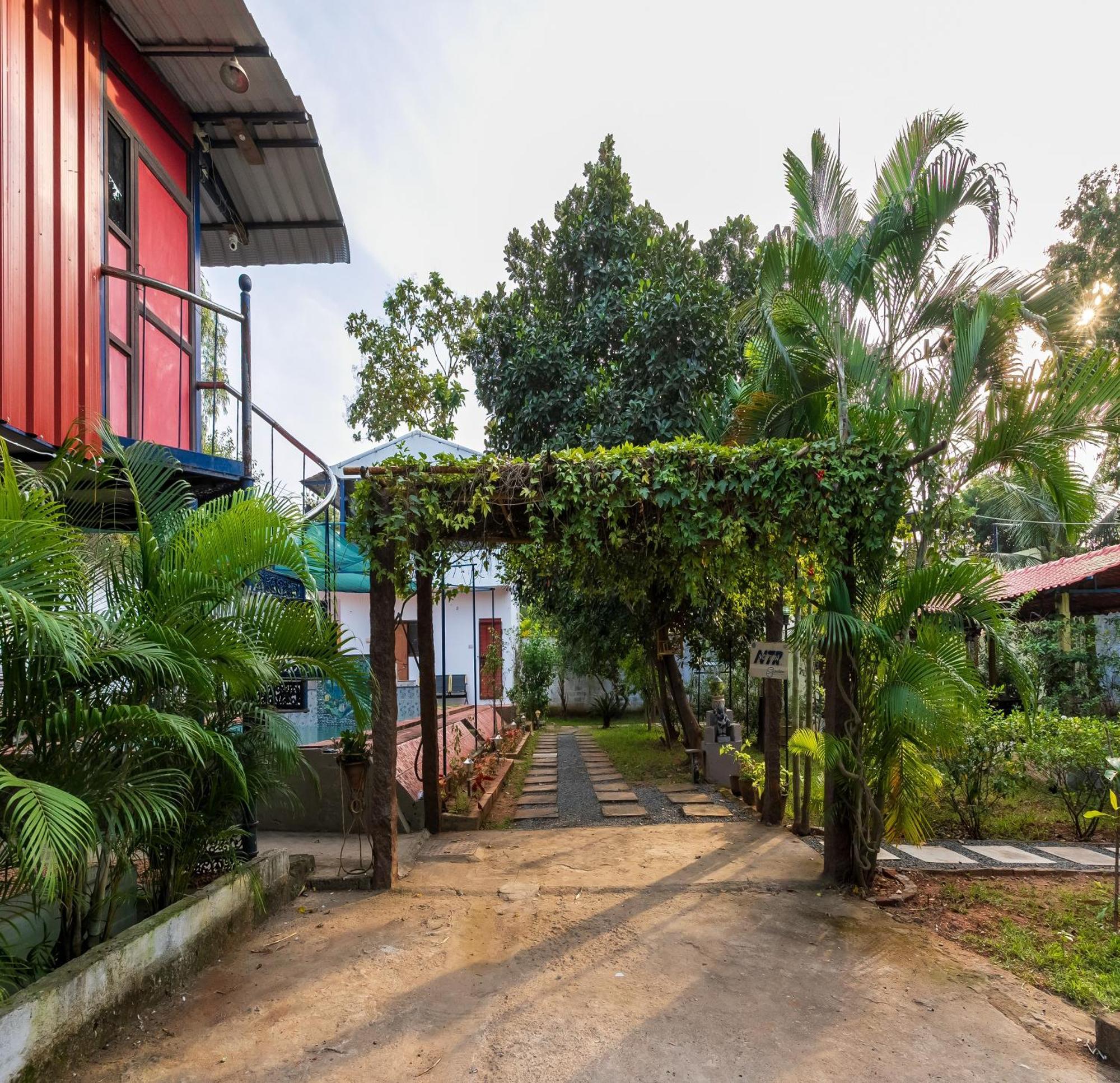 Ntr Garden Hotel Auroville Exterior foto
